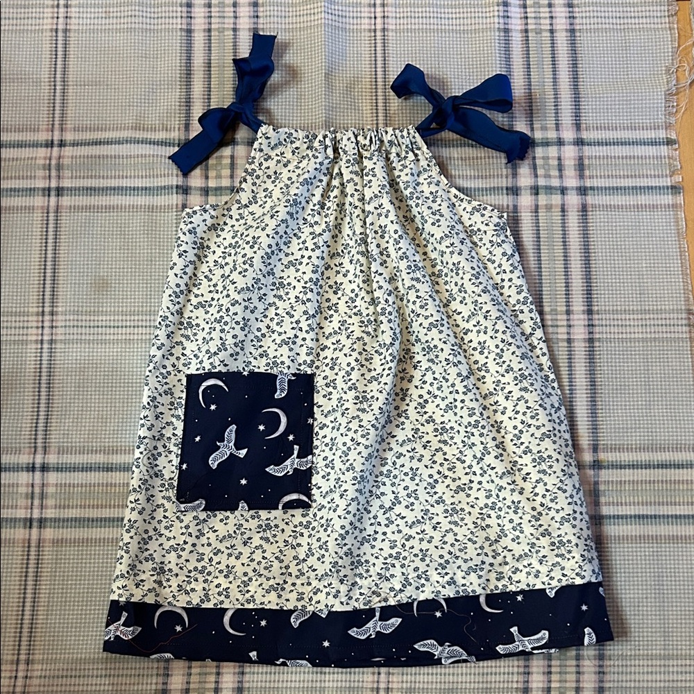 Adorable Blue Floral Kids Dress with Pocket Detail